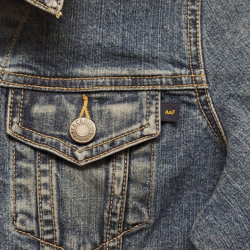 Abercrombie & Fitch Women L Denim Jacket Medium Wash Full Zip Trucker Streetwear - Picture 4 of 16